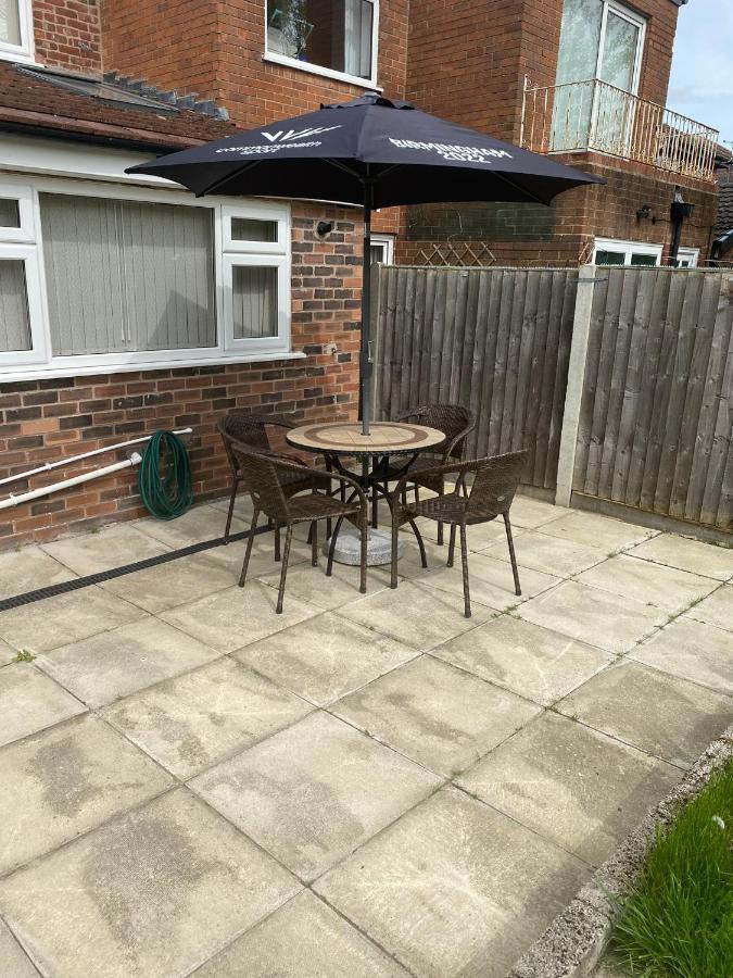 Greenwood Manchester Exterior foto